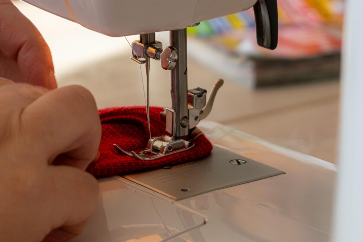 handheld machine embroidery